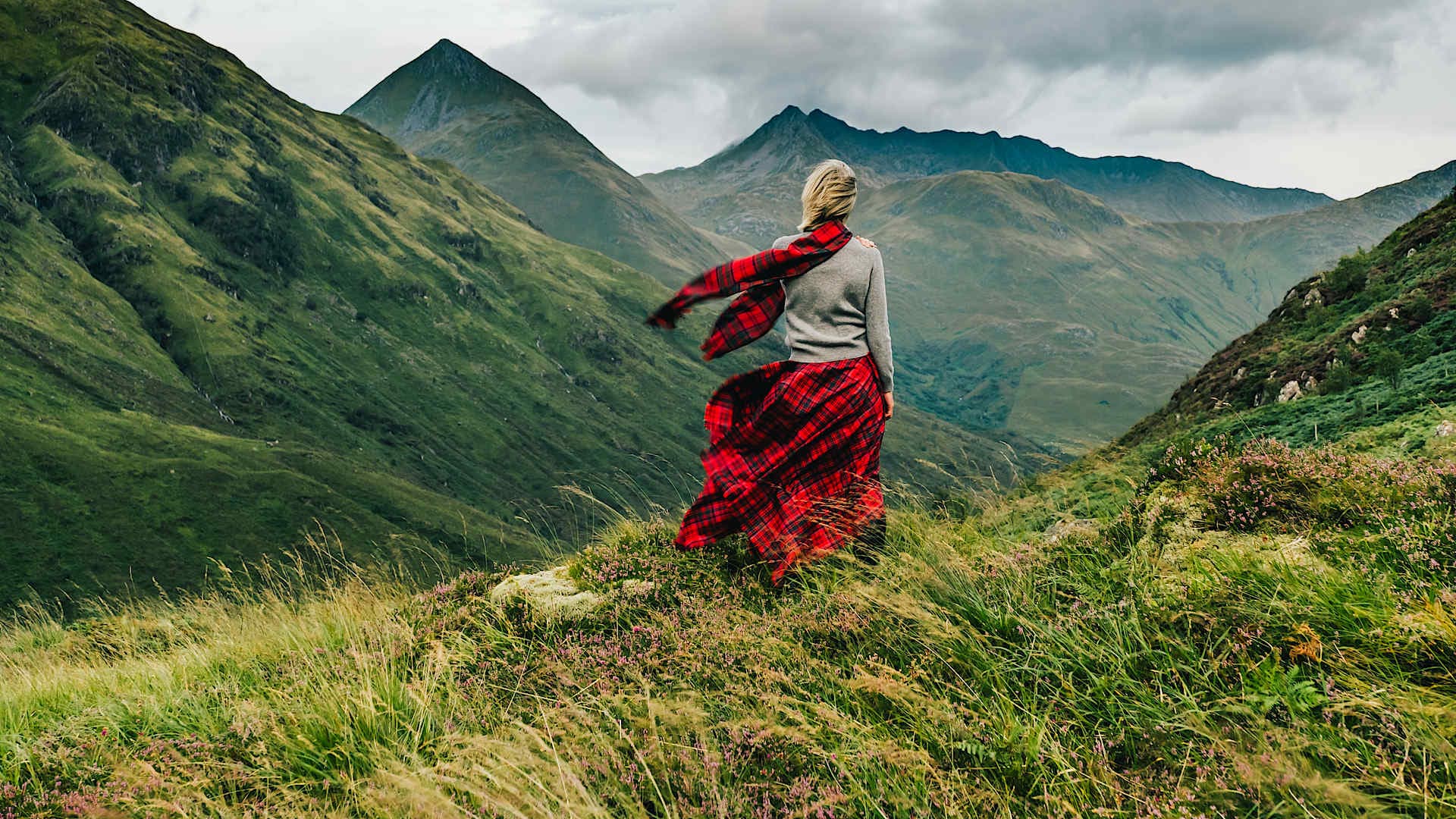 lucentius Explore Scotland with private guides and a tailor-made itinerary.