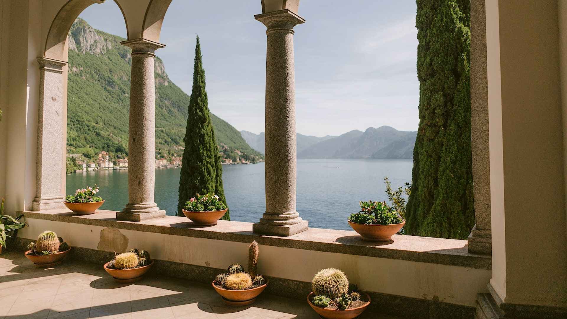 Explore Lake Como & Milan in style with private guides and a tailor-made itinerary.