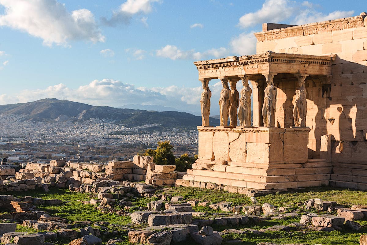 Explore the Acropolis - Athens’ Iconic Ancient Site