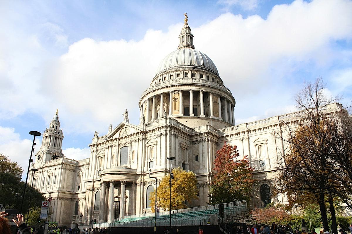 Experience London's Most Famous Cathedral