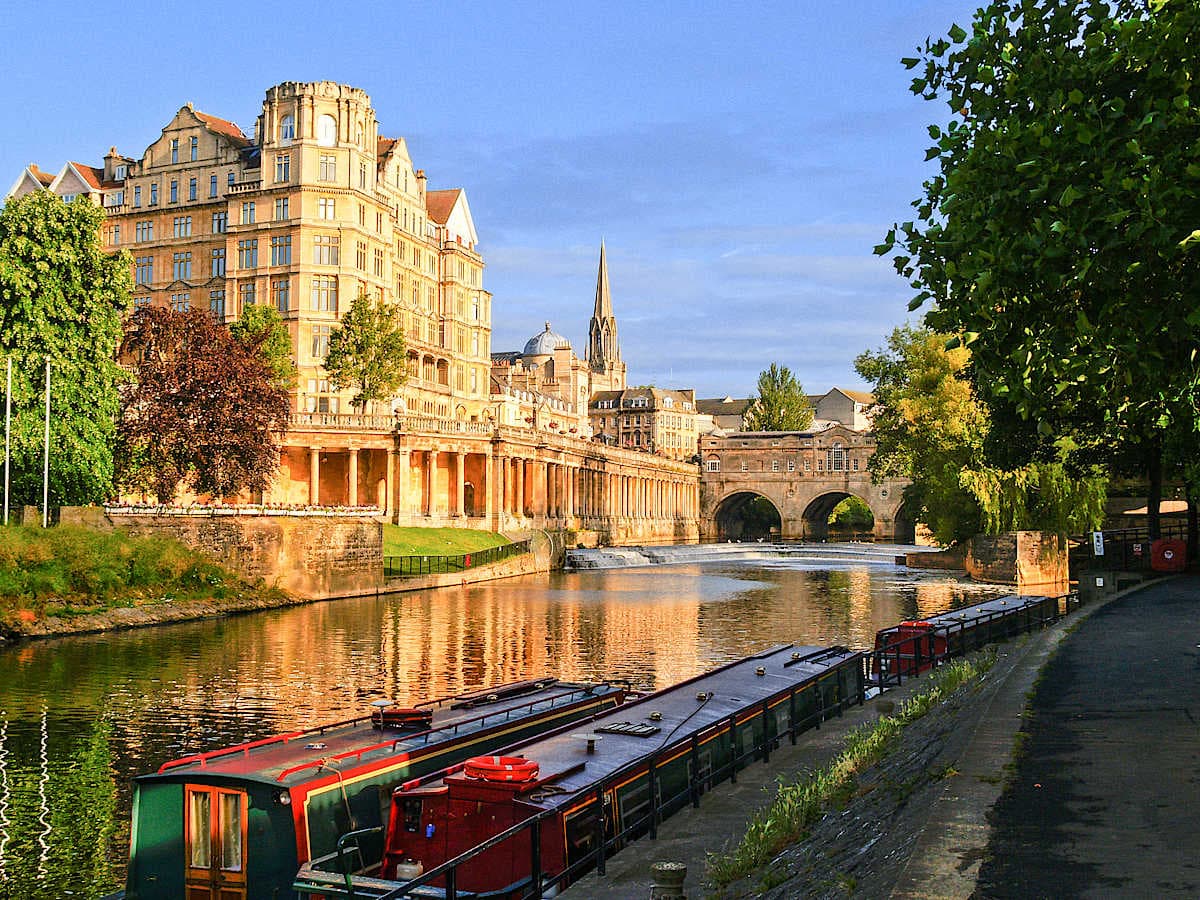 Guided Tours and travel packages to BATH