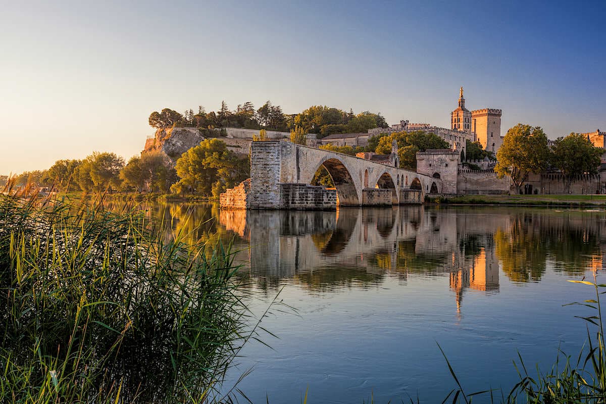 AVIGNON & LUXURY TOURS IN FRANCE