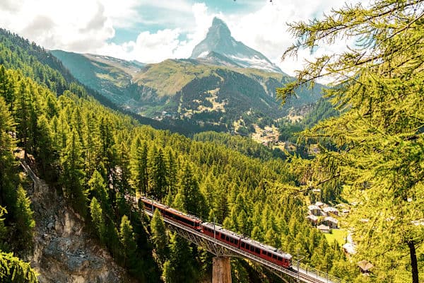 Artur Debat Signature Switzerland with Glacier Express Train